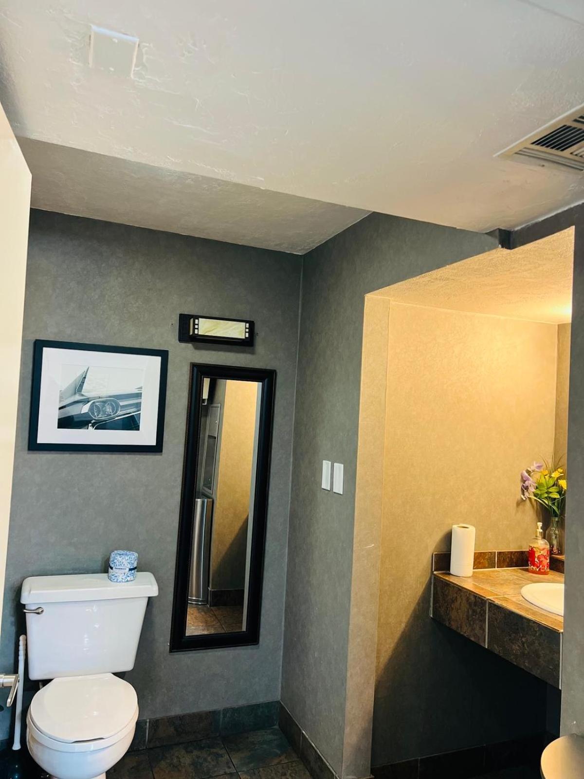 Baymont By Wyndham Durango Motel Bagian luar foto