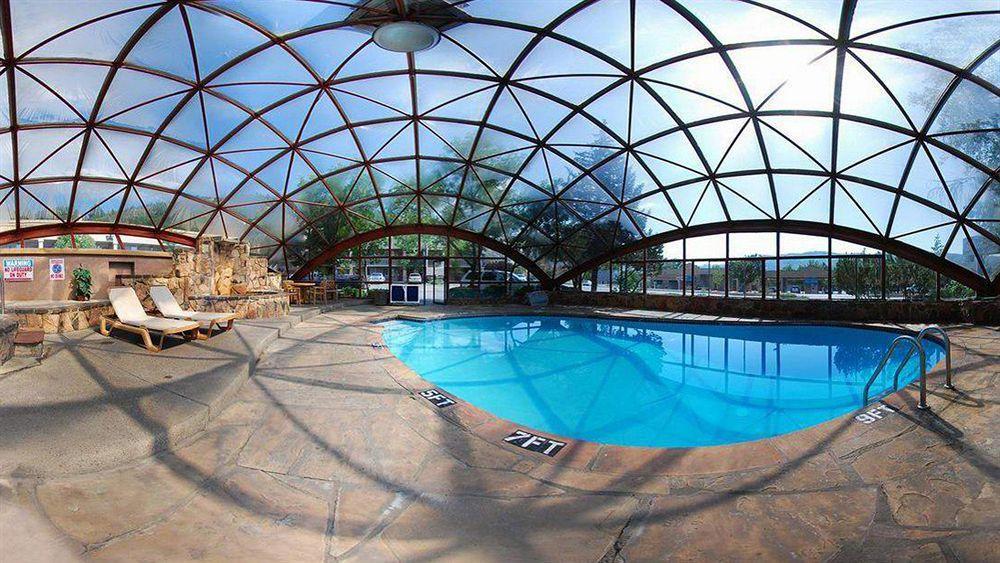 Baymont By Wyndham Durango Motel Bagian luar foto