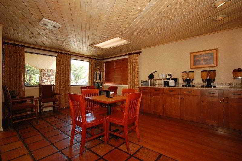 Baymont By Wyndham Durango Motel Bagian luar foto