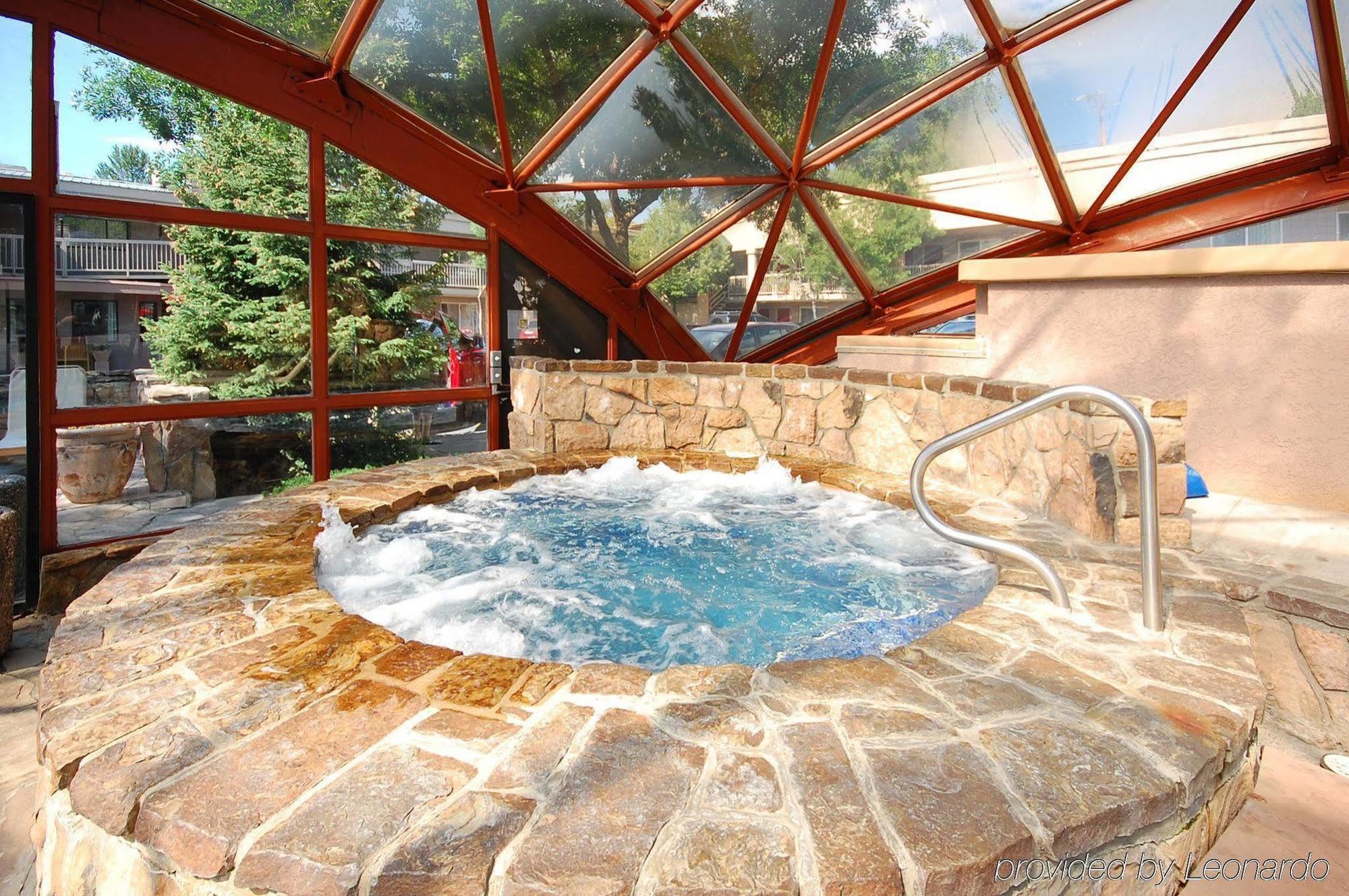Baymont By Wyndham Durango Motel Bagian luar foto