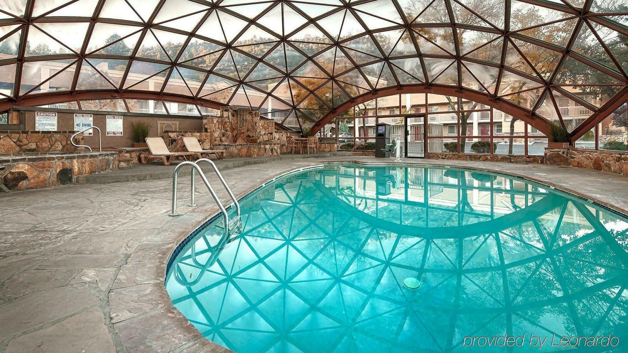 Baymont By Wyndham Durango Motel Bagian luar foto